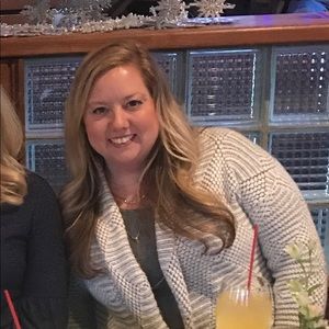 Meet your Posher, Deanna